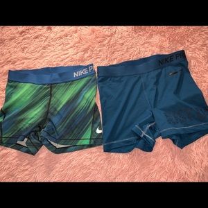 Nike short lot*SOLD*